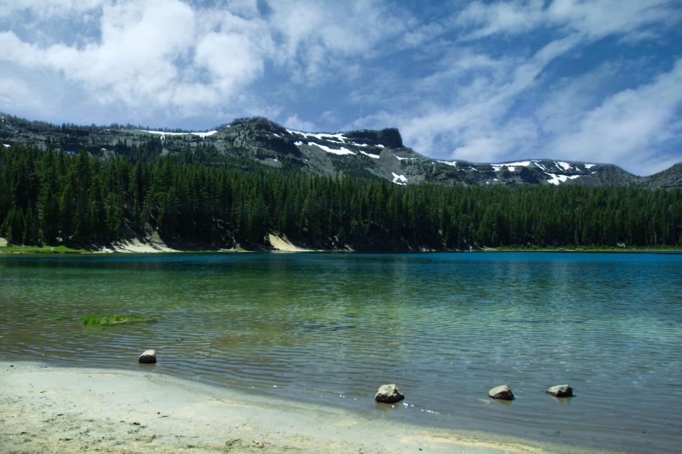 Free Image of Mountain landscape with clear blue lake 