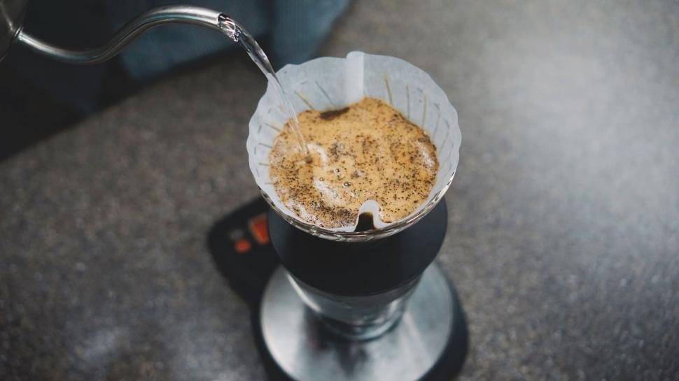 Free Image of Coffee brewing in a manual dripper 