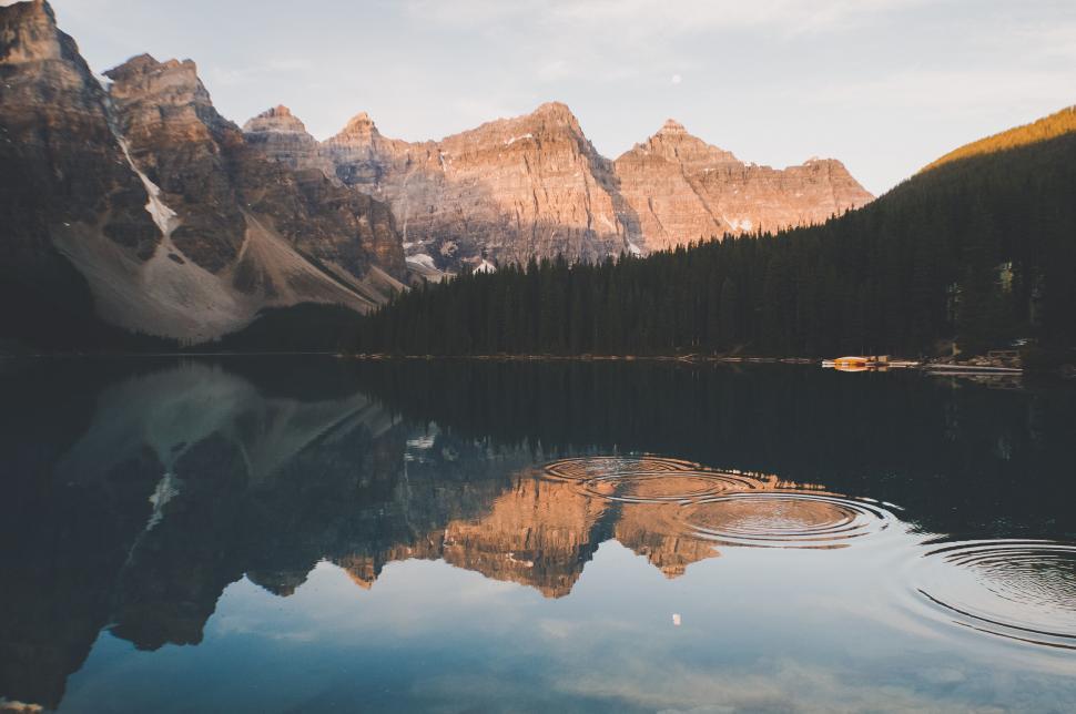 Free Image of Mountain reflection in a serene lake 