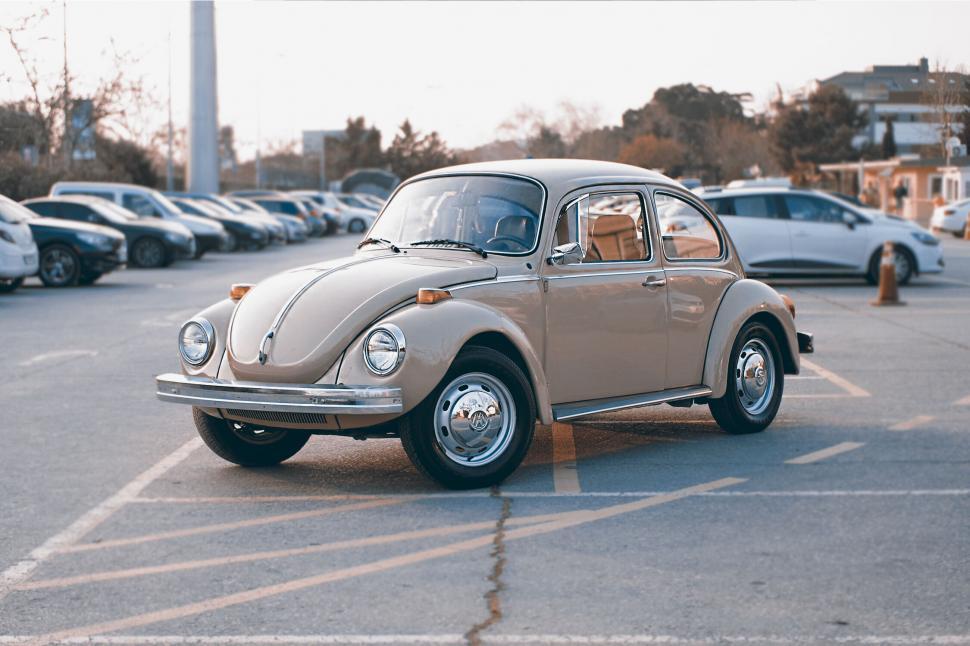 Free Image of Classic Volkswagen Beetle in parking 