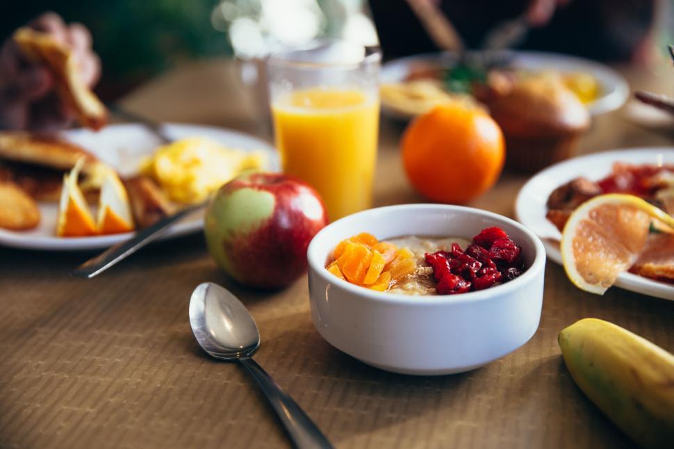 Free Image of Healthy breakfast spread on table 