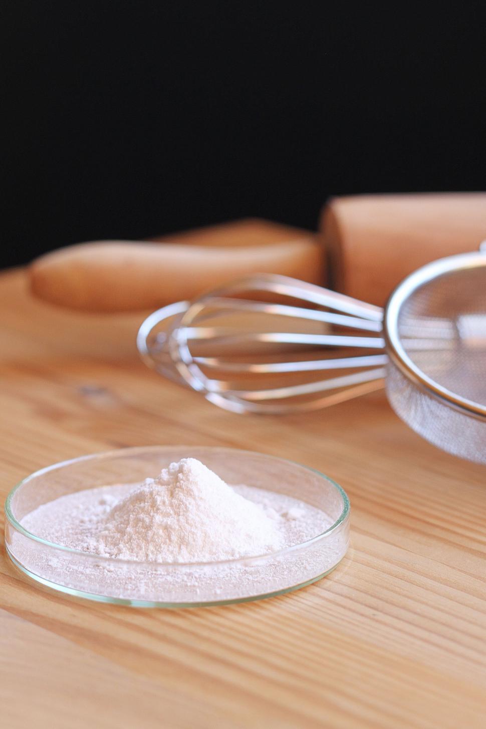 Free Image of Baking ingredients with whisk and sieve 