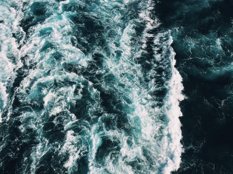 Free Image of Churning ocean waters from above 