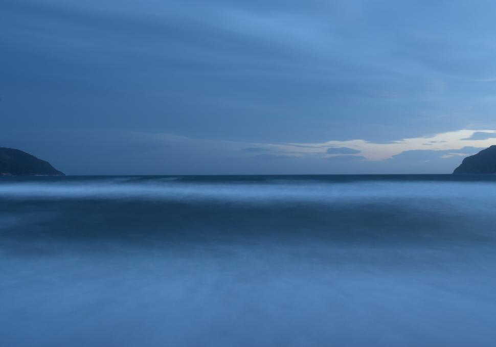 Free Image of Serene blue seascape with soft water motion 