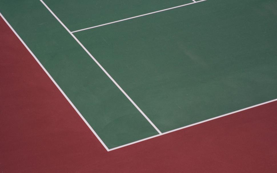 Free Image of Tennis court lines with a green and red surface 