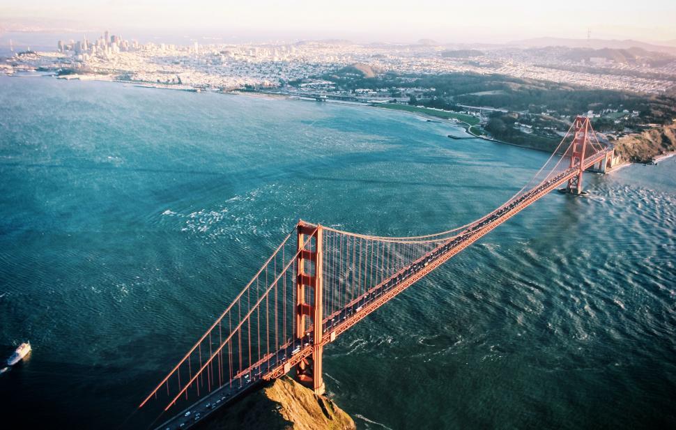 Free Image of Aerial view of Golden Gate Bridge at sunset 