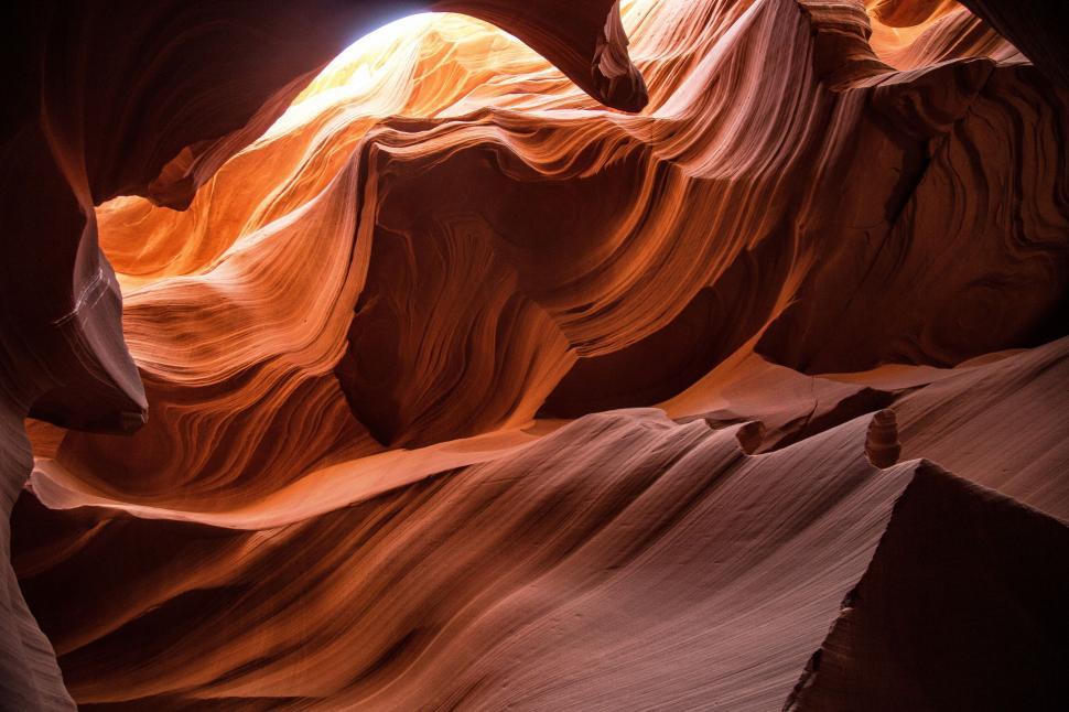Free Image of Sweeping curves of Antelope Canyon s rock 