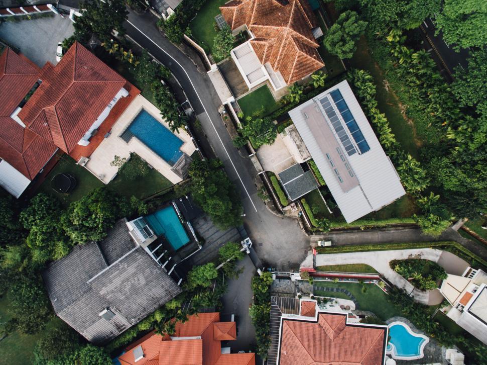 Free Image of Aerial view of residential neighborhood 