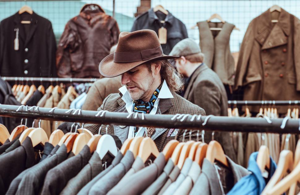 Free Image of Vintage styled mannequins in a clothing shop 