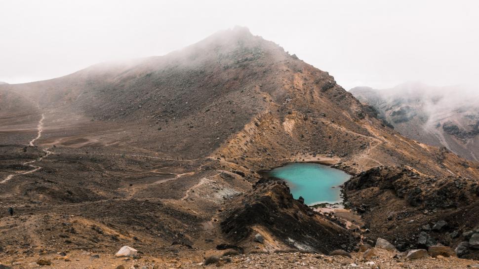 Free Image of Mysterious mountain with a turquoise lake 
