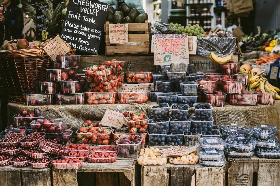 Free Image of Fresh fruit assortment on a market stall 