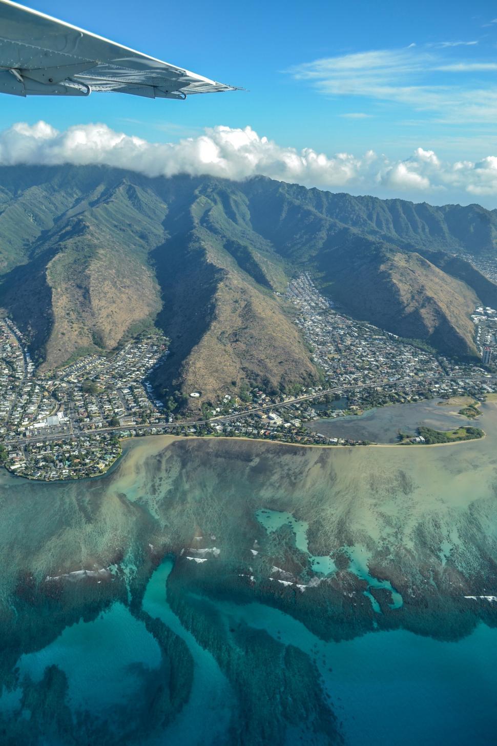 Free Image of Aerial view of a lush Hawaiian landscape 