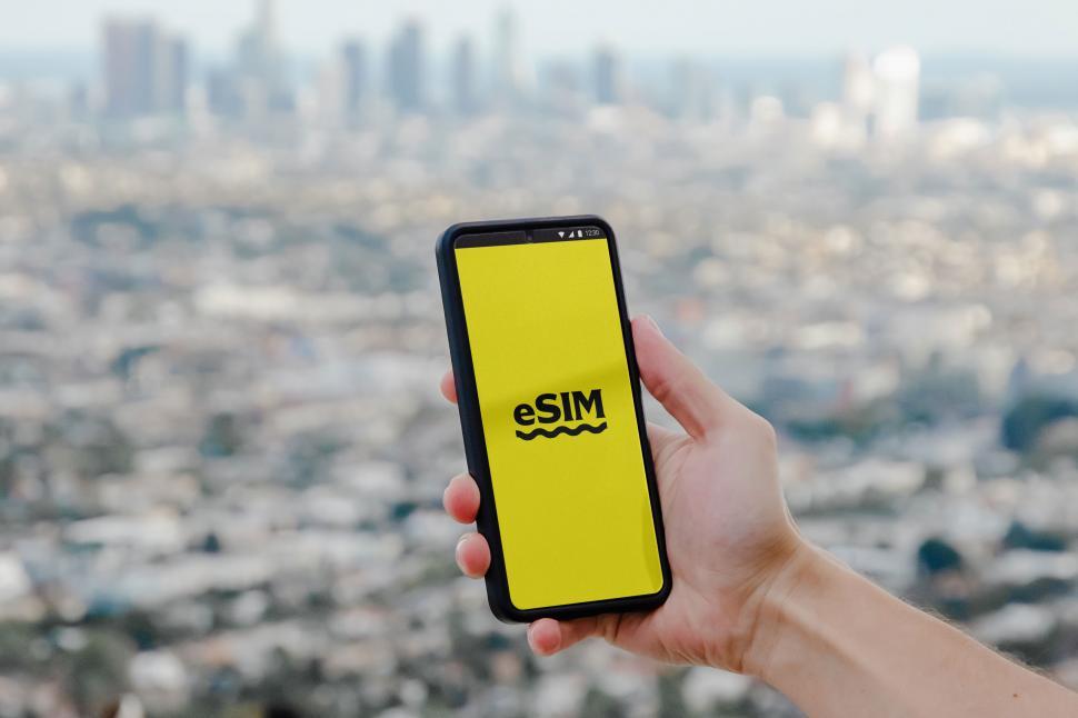 Free Image of Smartphone technology featuring eSIM capability displayed on screen  