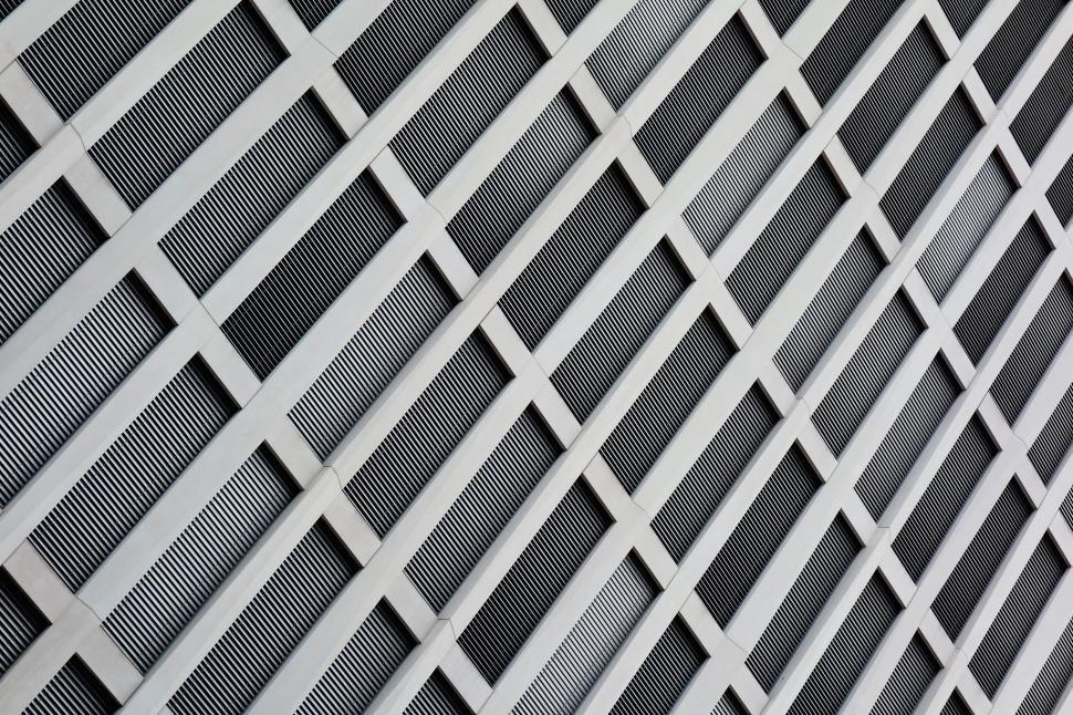 Free Image of Diagonal black and white lattice pattern 