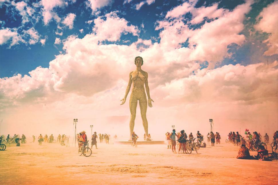 Free Image of Giant sculpture in a desert festival 