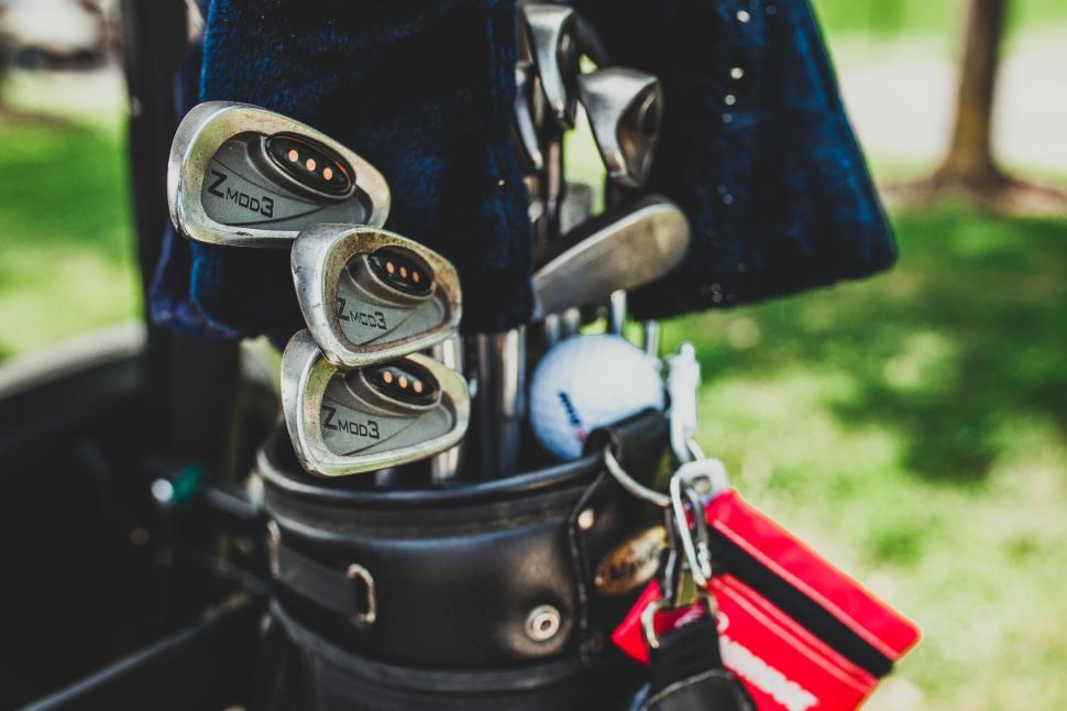 Free Image of Golf clubs poised for the perfect swing 