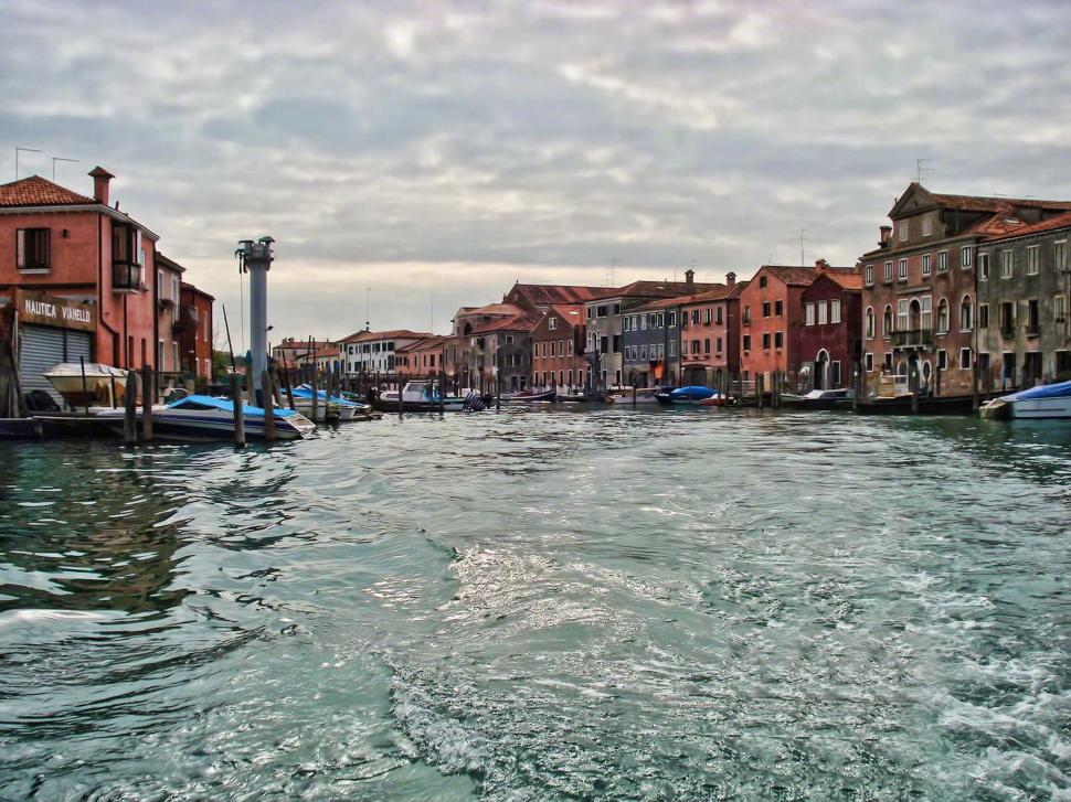 Free Image of Venice Boat Ride 