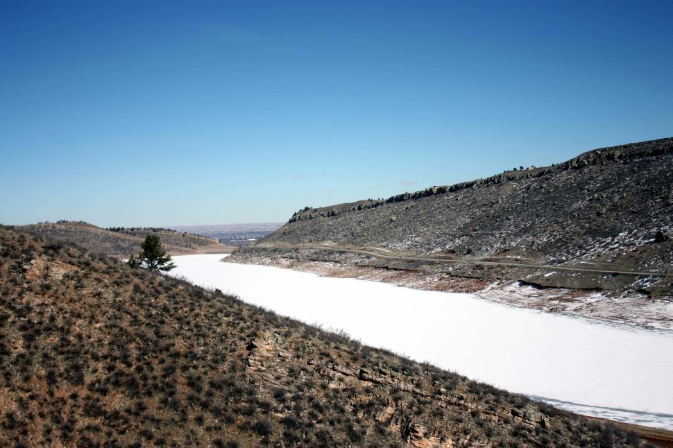 Free Image of Frozen Horsetooth Reservoir 