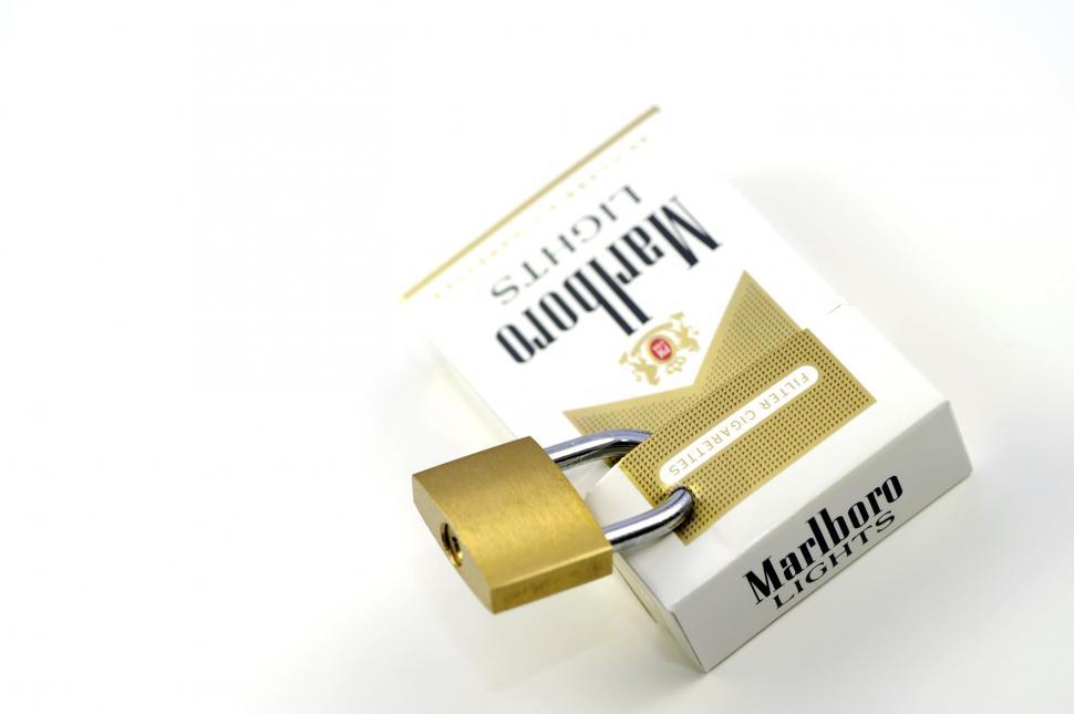 Free Image of Locked Cigarette pack 
