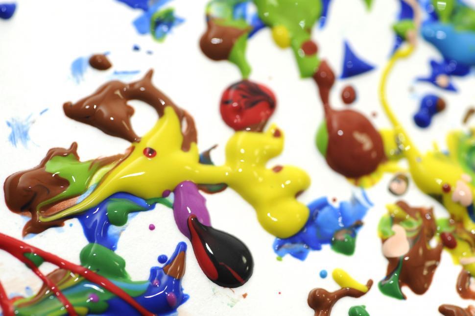 Free Image of Drips of paint colors  