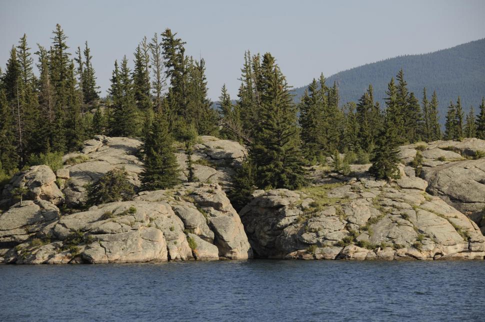 Free Image of Lake and rocky shore  