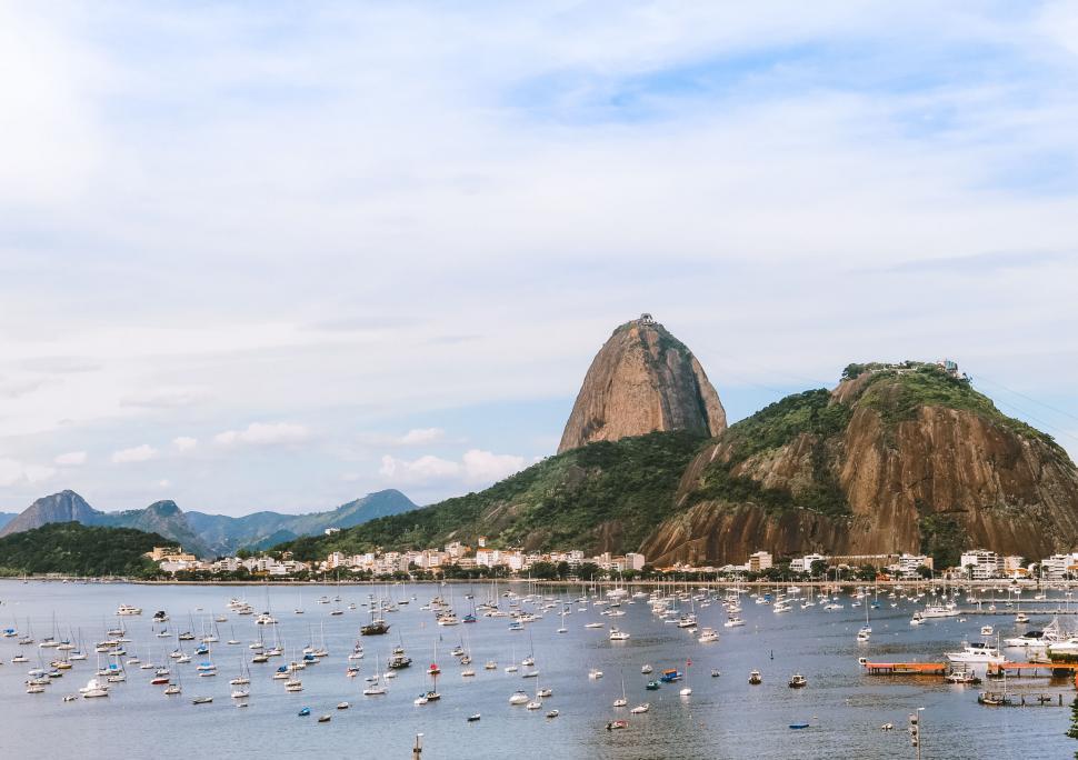 Free Image of Iconic Sugarloaf Mountain and Boats in Rio de Janeiro 