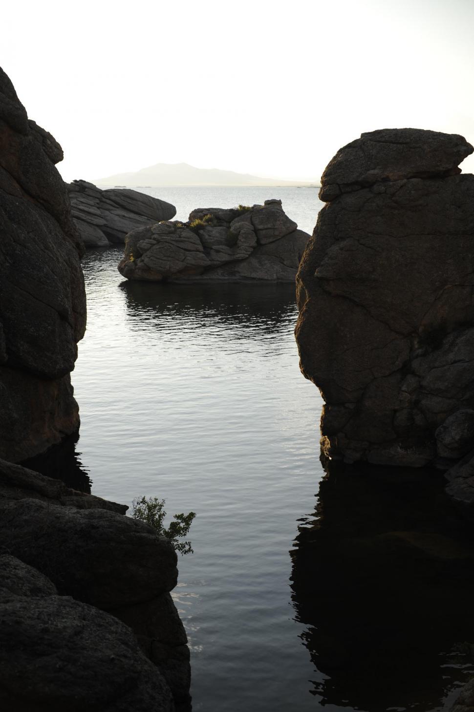 Free Image of Rocks in the Lake 