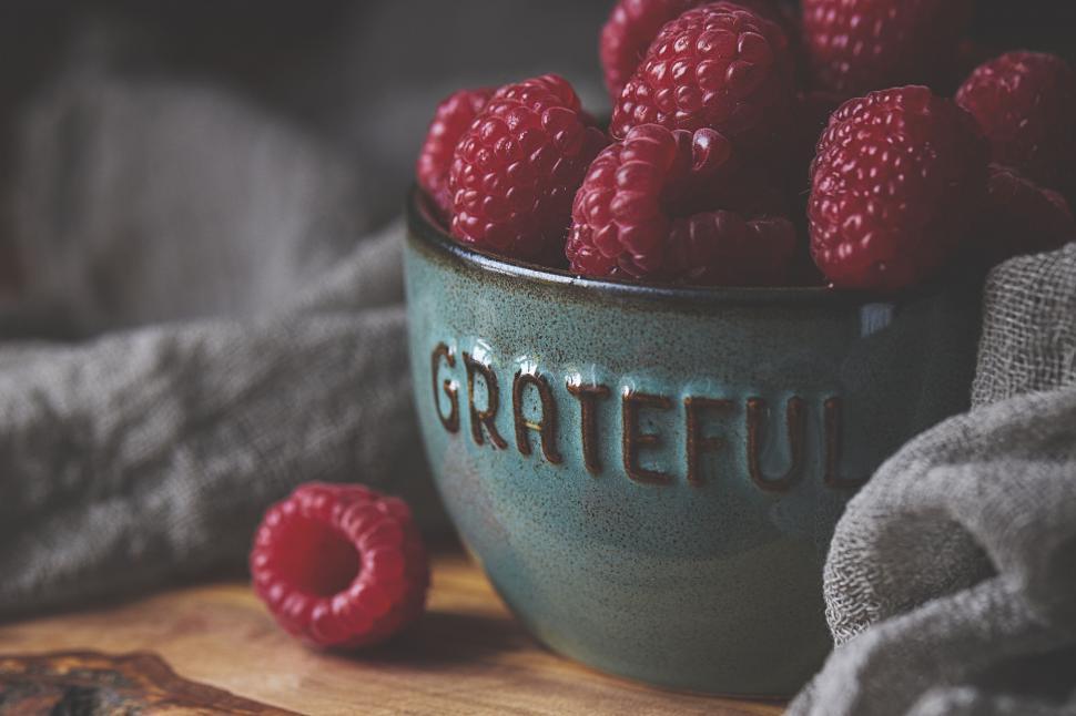 Free Image of Raspberries in a blue ceramic gratitude bowl 