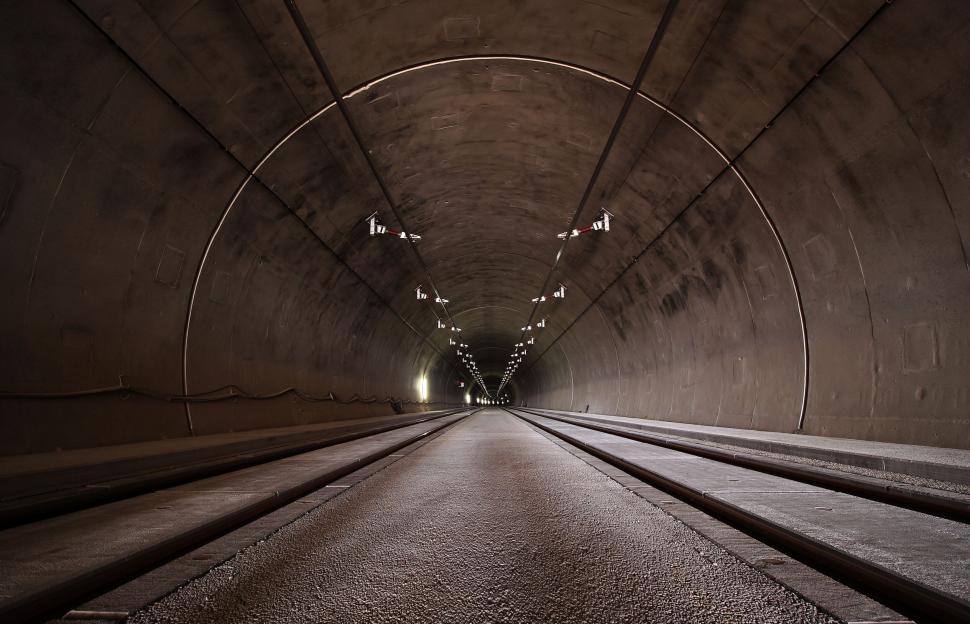 Free Image of Tunnel with vanishing perspective and track lines 