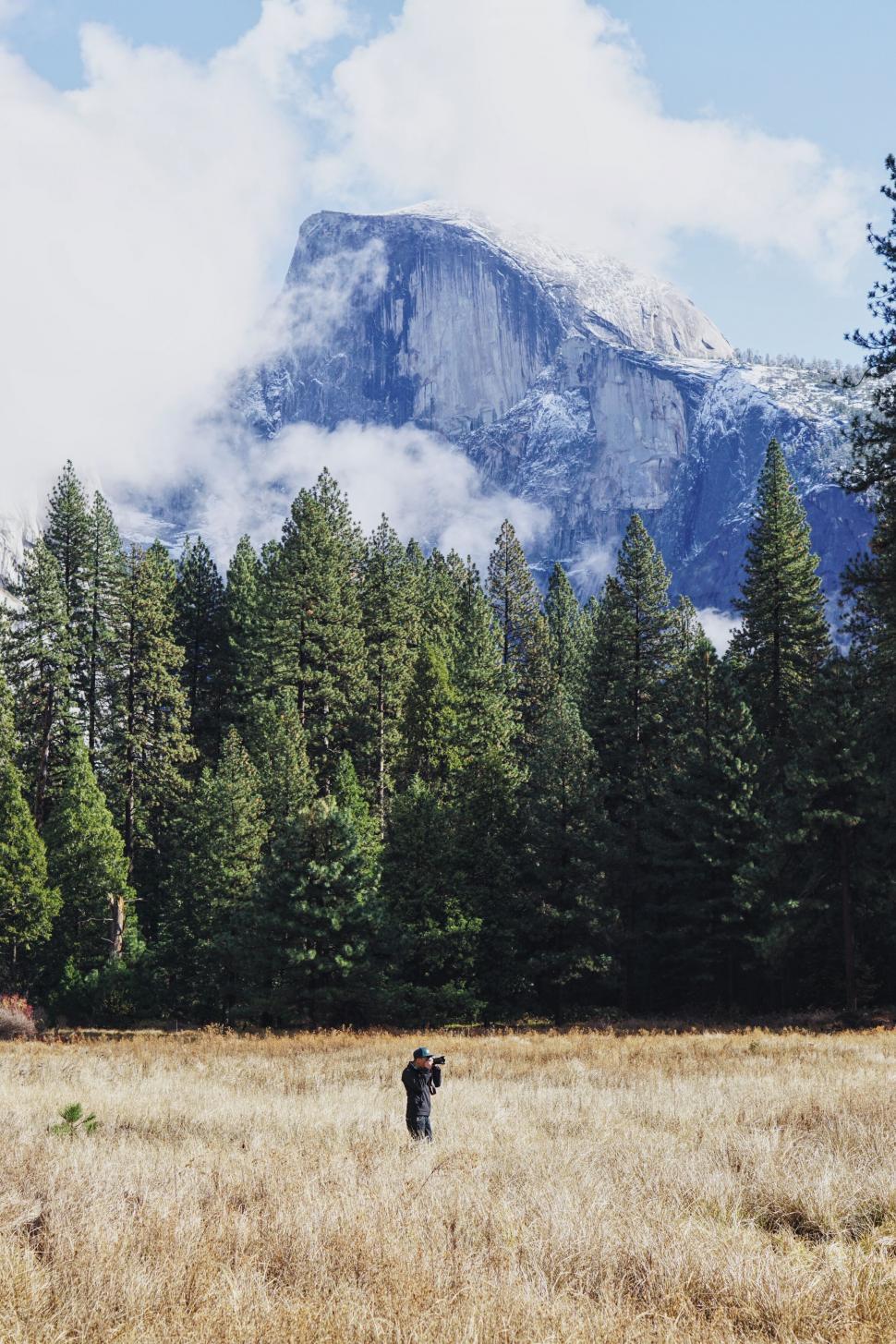 Free Image of Photographer in Yosemite National Park 
