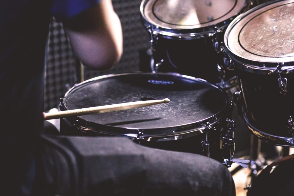 Free Image of Close-up of drum set in low light 
