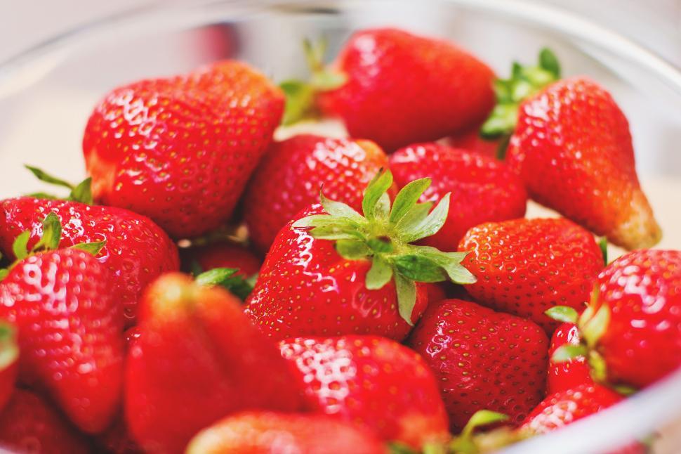 Free Image of Vibrant strawberries in a close-up view 