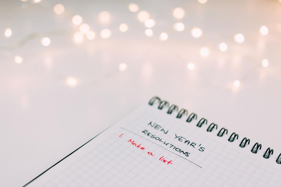 Free Image of New Year s resolutions on notepad 