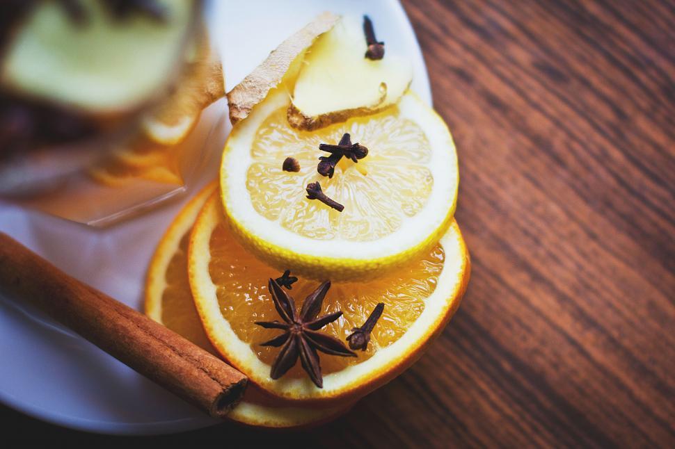 Free Image of Close-up of citrus fruits and spices 