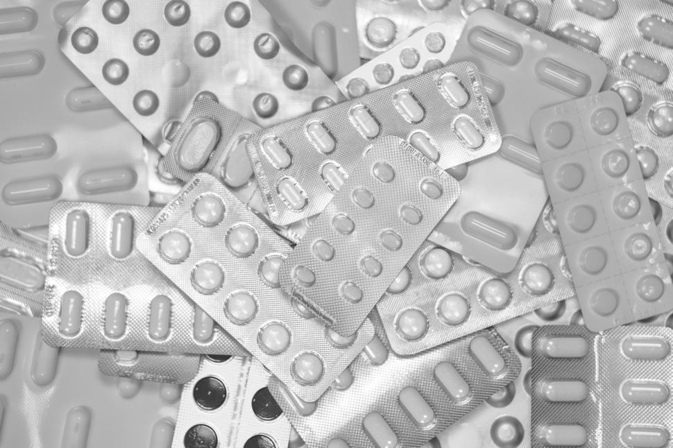 Free Image of Heap of assorted pharmaceutical pills 