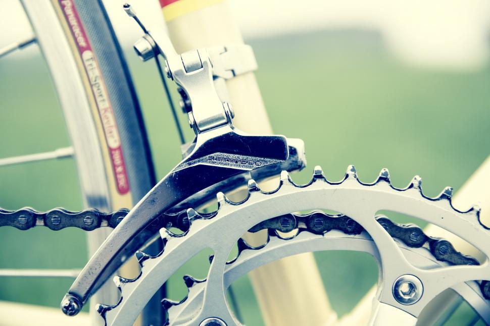 Free Image of Close-up of a bicycle gear and chain 