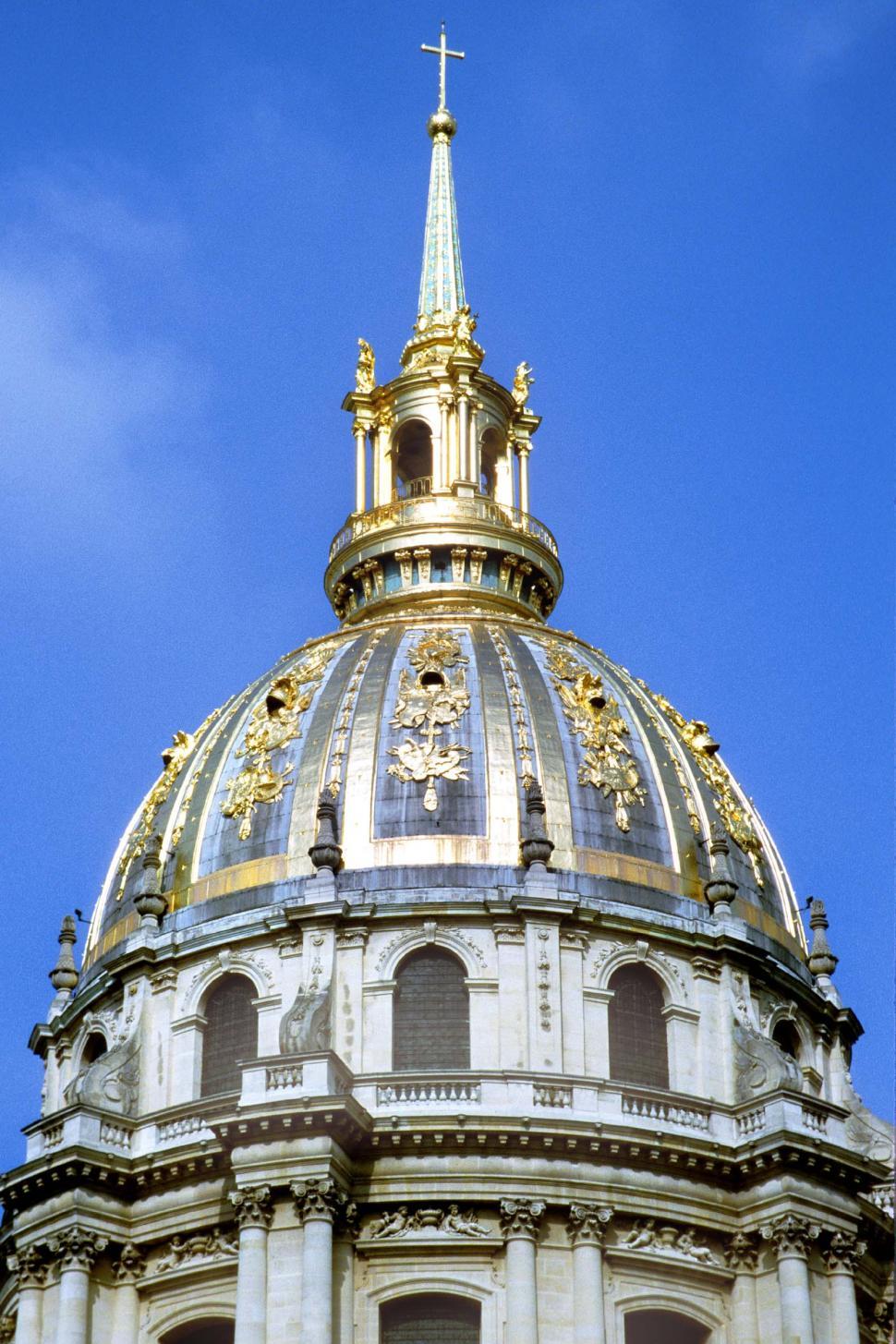 Free Image of Les Invalides dome 