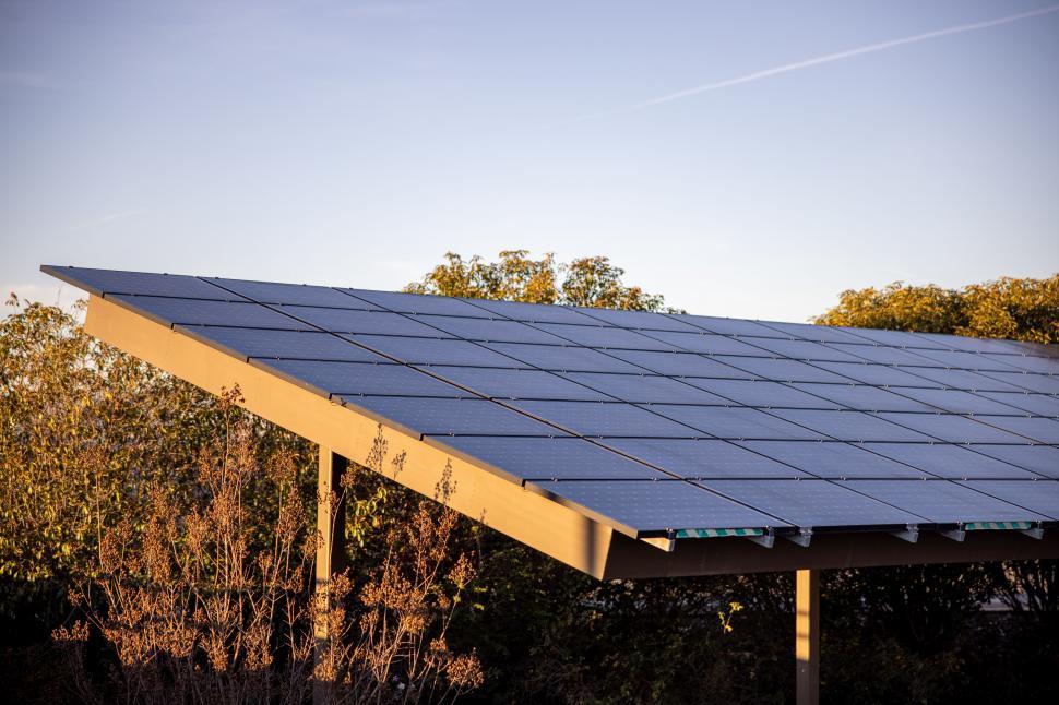 Free Image of Solar panels on a modern structure roof 