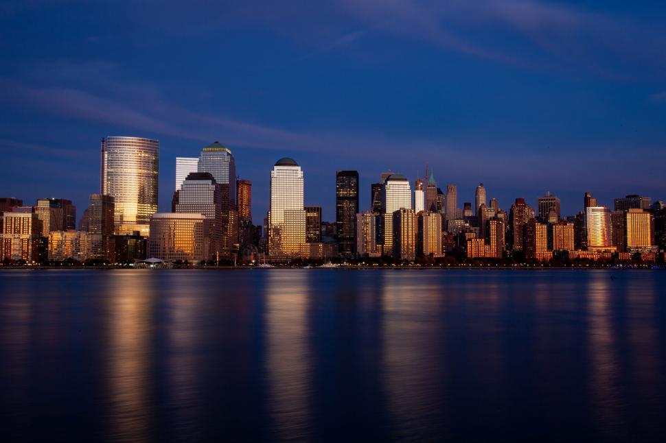 Free Image of Skyline of New York City at twilight 