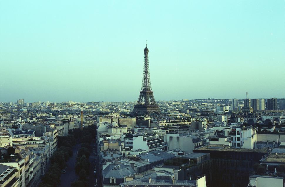 Free Image of Iconic view of the Eiffel Tower in Paris 