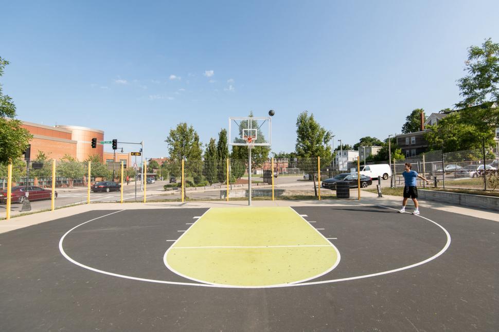 Free Image of Outdoor basketball court in urban area 