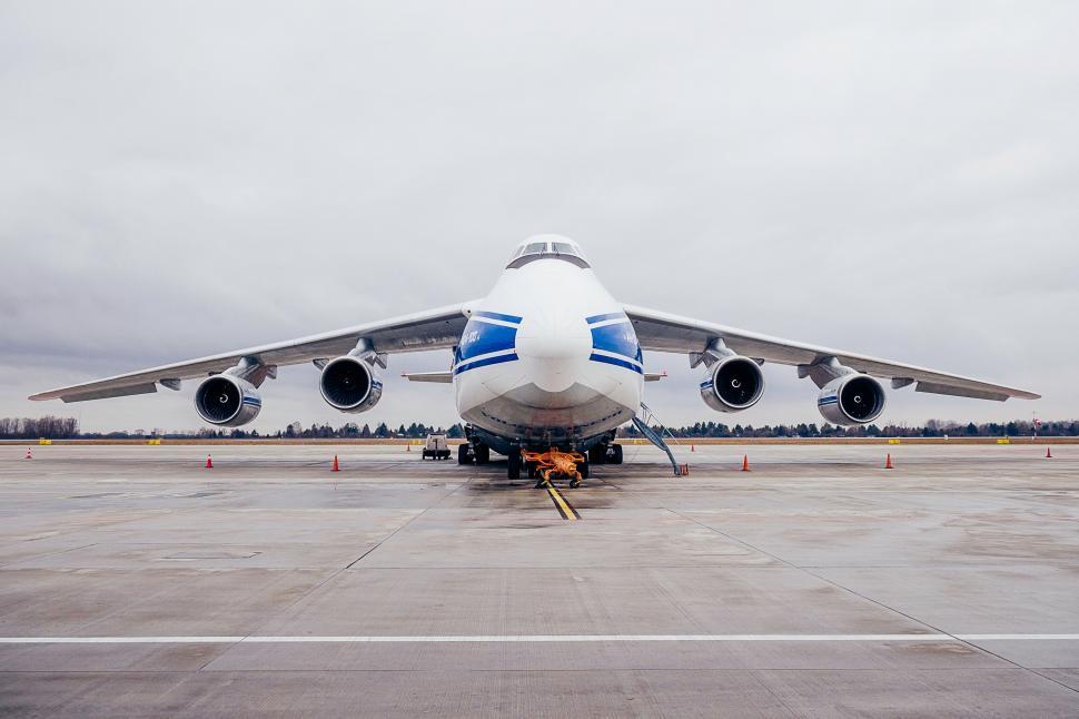 Free Image of Front view of a cargo airplane on tarmac 