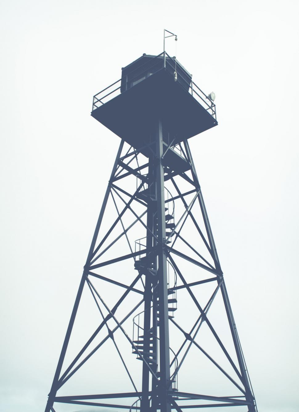 Free Image of Monochrome image of a watchtower 