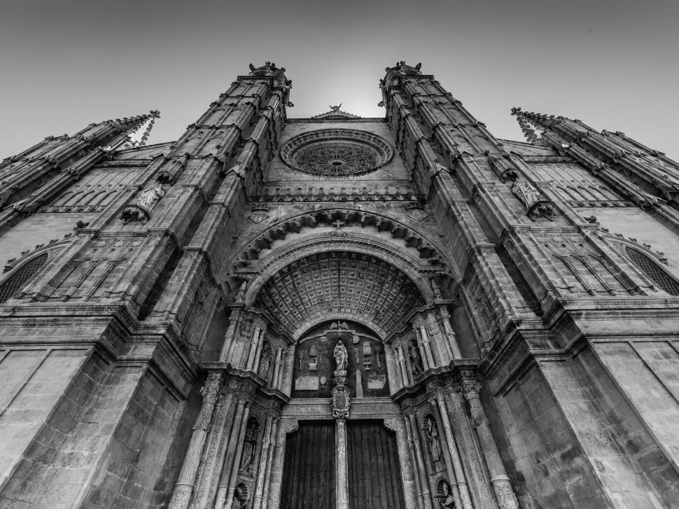 Free Image of Gothic cathedral facade in black and white 