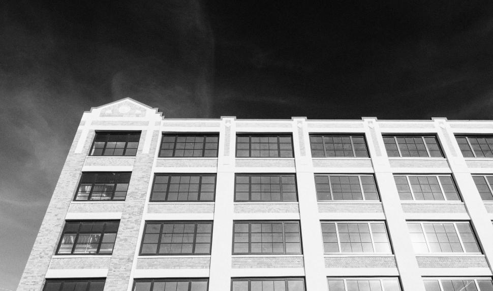 Free Image of Black and white image of urban architecture 