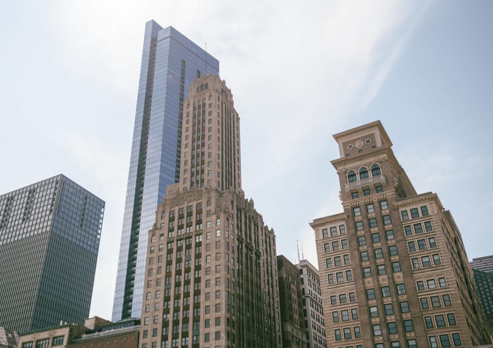 Free Image of Historic skyscrapers under clear blue sky 