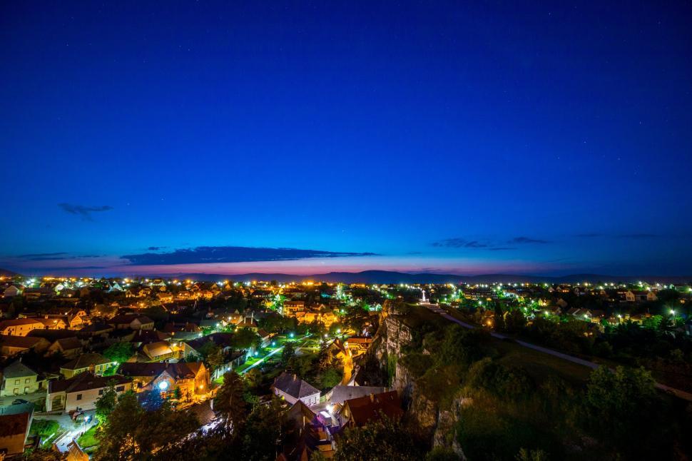 Free Image of Twilight over a tranquil suburban landscape 
