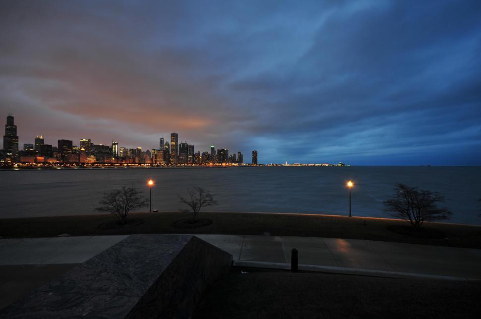 Free Image of Chicago skyline across lake 