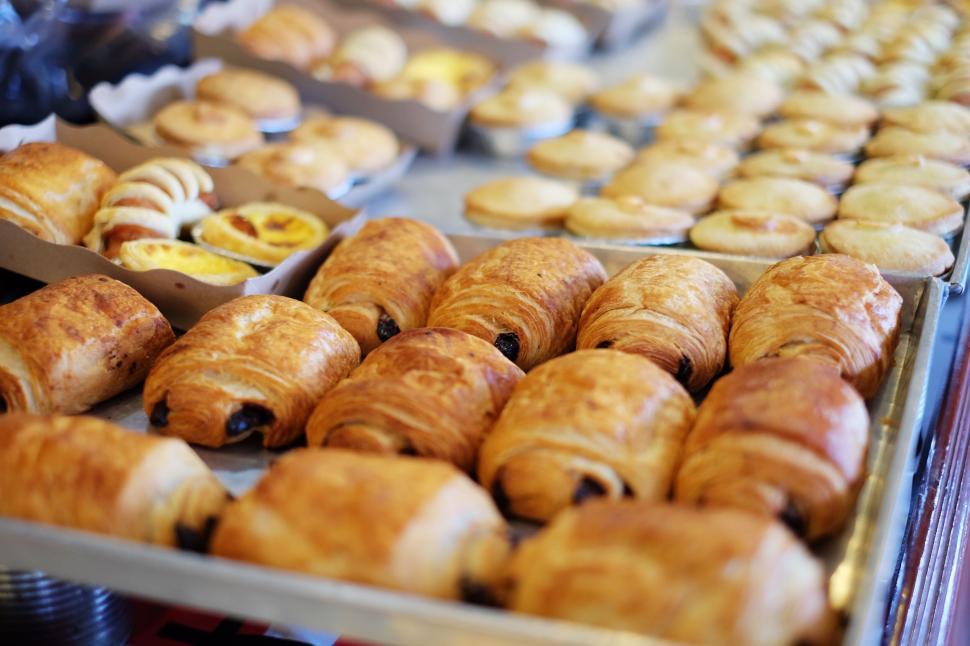 Free Image of Assorted pastries on display in a bakery 