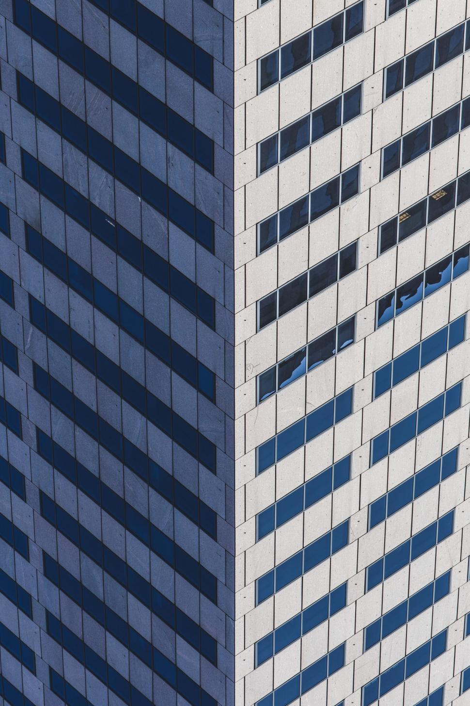 Free Image of Pattern of a modern blue skyscraper 